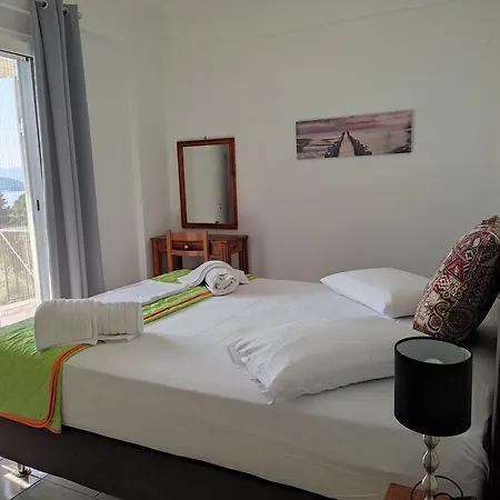 Feriehus Korakias Seaview