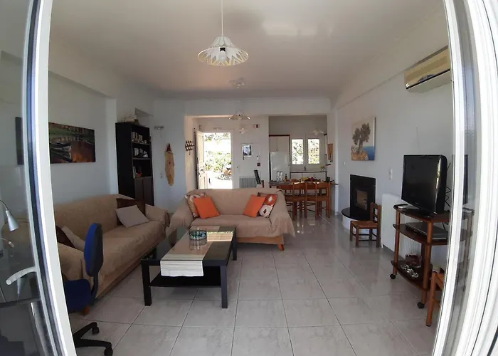 بيت للعطل Korakias Seaview *