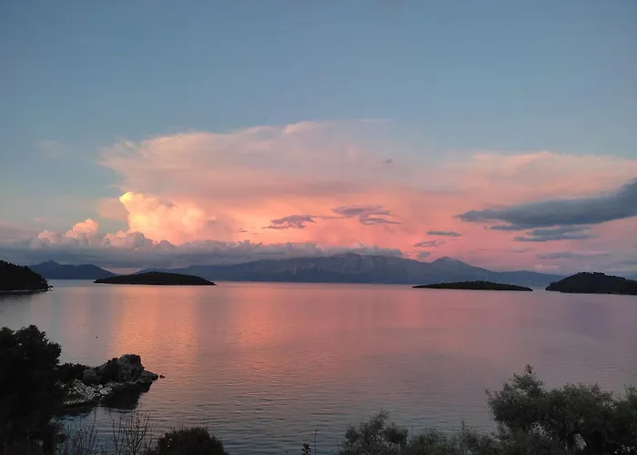 بيت للعطل Korakias Seaview *