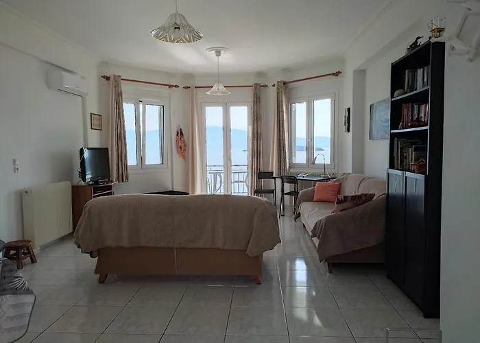 Korakias Seaview بيت للعطل Yénion